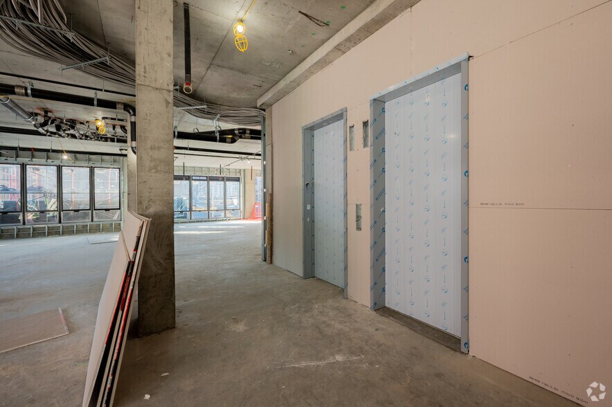 1039 Washington Ave, Bronx, NY à louer - Hall d’entrée – Image 3 sur 14