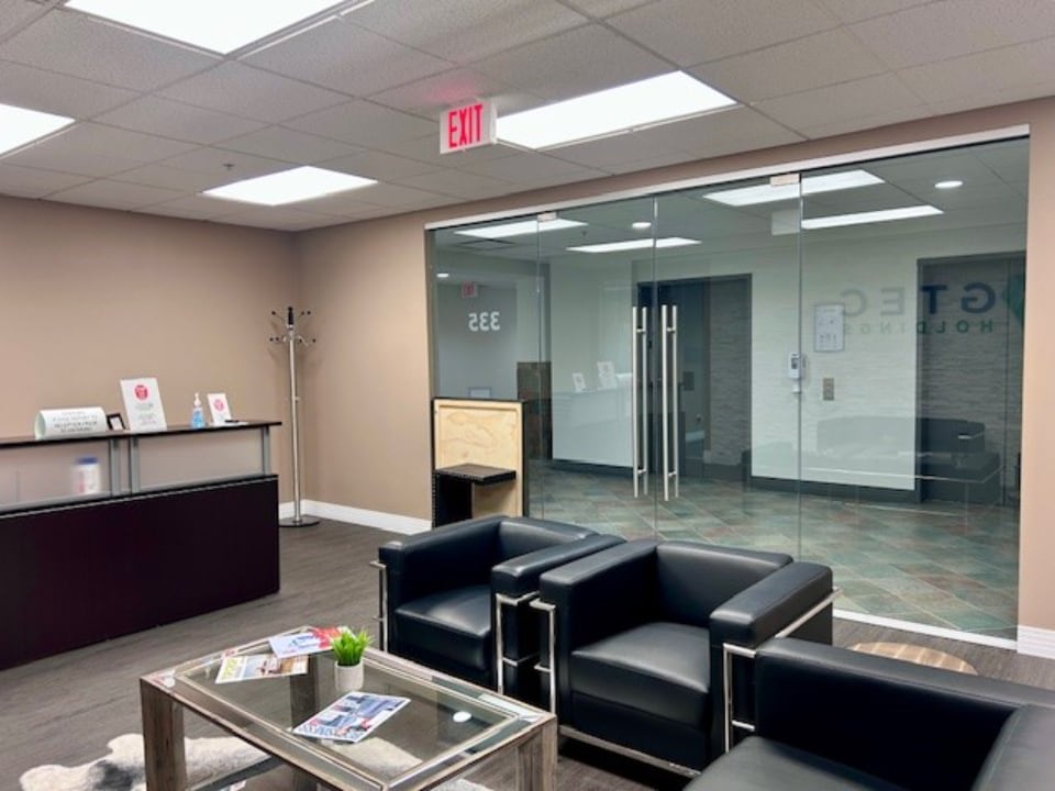 1726 Dolphin Av, Kelowna, BC à louer Photo intérieure– Image 1 sur 17