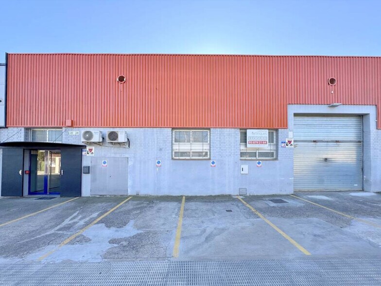 Industriel/Logistique dans Lliçà d'Amunt, Barcelona à louer - Photo principale – Image 1 sur 14