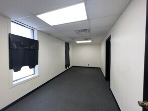 10646 Gulfdale St, San Antonio, TX à louer Photo intérieure– Image 2 sur 7