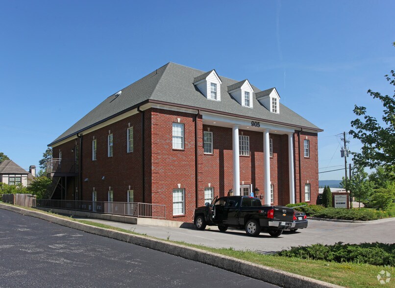 905 Montgomery Hwy, Vestavia Hills, AL à louer - Photo de l’immeuble – Image 2 sur 3