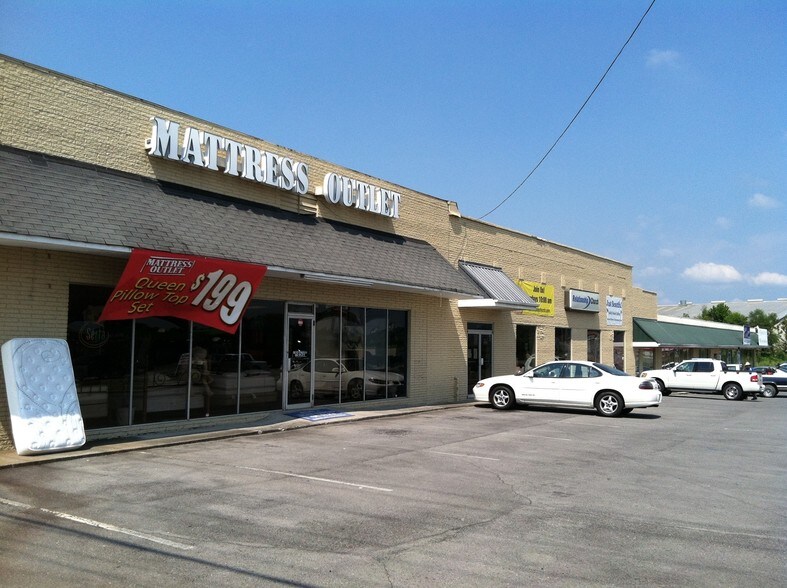 1401-1405 Cleveland Hwy, Dalton, GA à louer - Photo principale – Image 1 sur 11