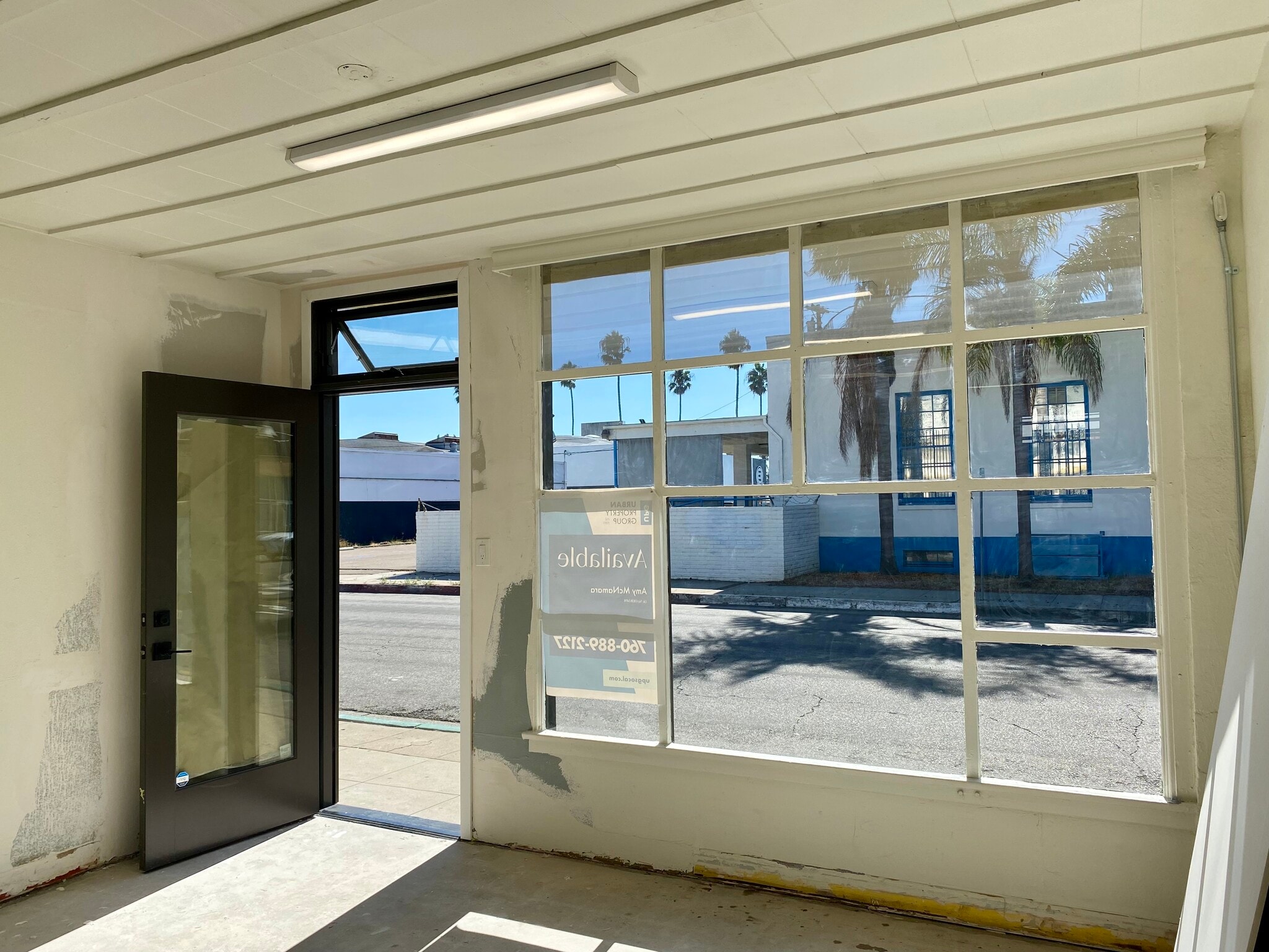 106 S Freeman St, Oceanside, CA à louer Photo intérieure– Image 1 sur 5