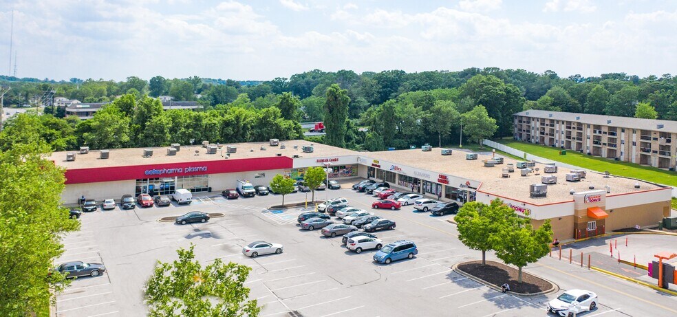1700-1740 N Rolling Rd, Baltimore, MD à louer - Photo de l’immeuble – Image 1 sur 16