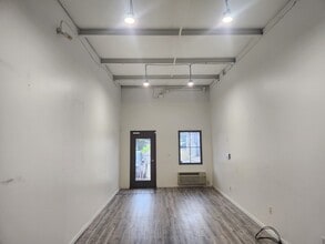 4303 S Bowen Rd, Arlington, TX à louer Photo intérieure– Image 1 sur 2