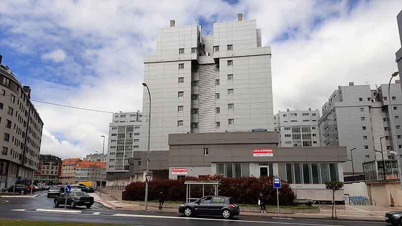 Immeuble residentiel dans Narón, La Coruna à vendre - Photo de l’immeuble – Image 2 sur 16