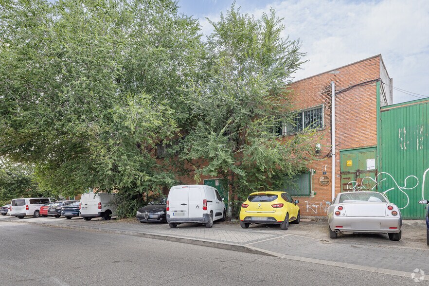 Calle Copérnico, 5, Coslada, Madrid à vendre - Photo de l’immeuble – Image 3 sur 5