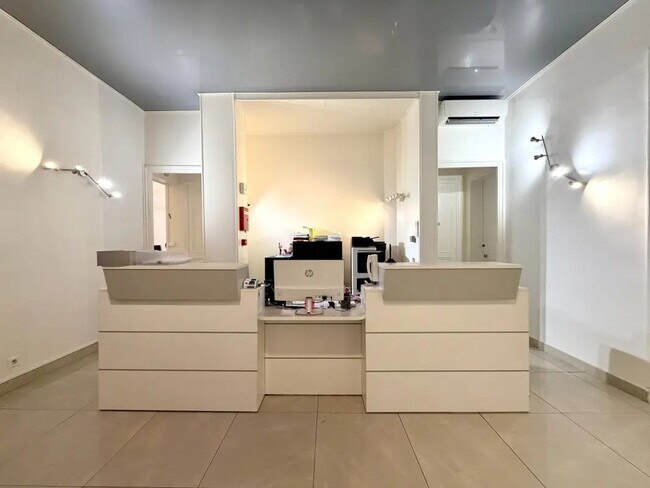 Plus de détails pour Bureau à louer