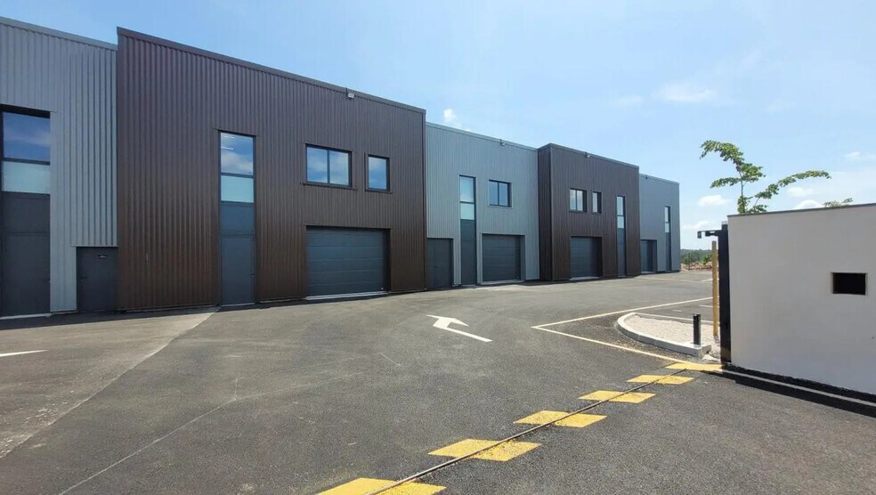 Local d'activités dans Grabels à vendre - Photo de l’immeuble – Image 1 sur 3