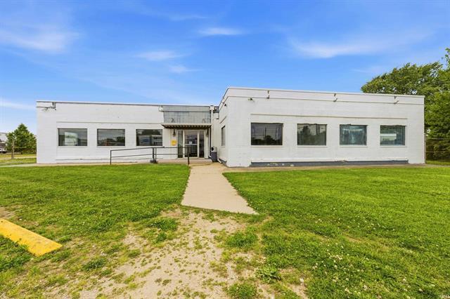 4415 N Broadway Ave, Muncie, IN à louer - Photo de l’immeuble – Image 2 sur 23