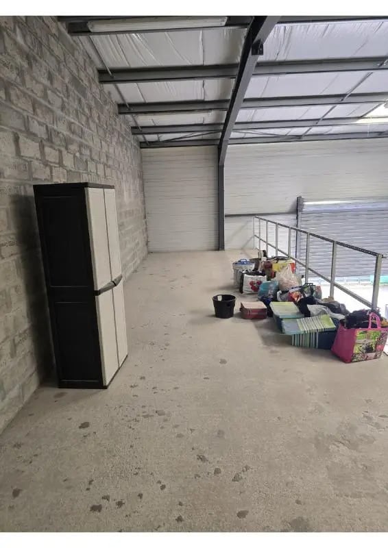 Local d’activités dans Eysines à louer Photo de l’immeuble– Image 1 sur 5