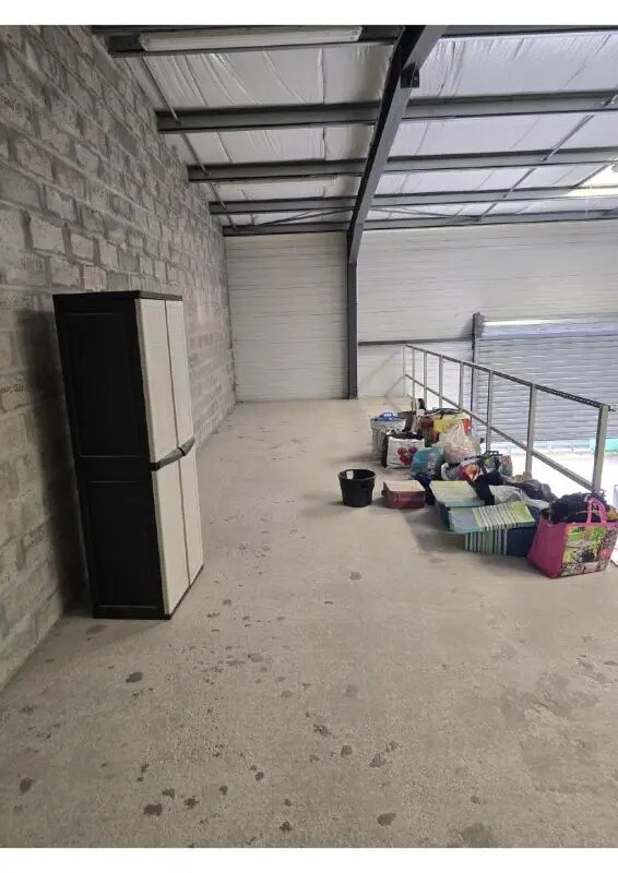 Local d’activités dans Eysines à louer Photo intérieure– Image 1 sur 5