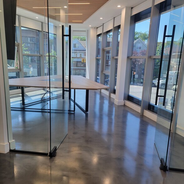 678 Dahill Rd, Brooklyn, NY à louer - Photo de l’immeuble – Image 2 sur 19