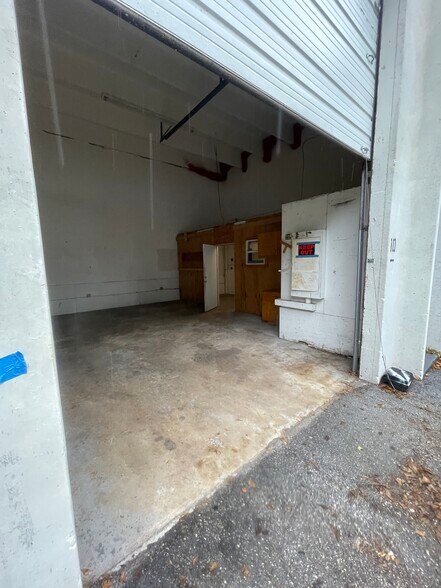 3851 NW 126th Ave, Coral Springs, FL à louer - Photo de l’immeuble – Image 3 sur 18