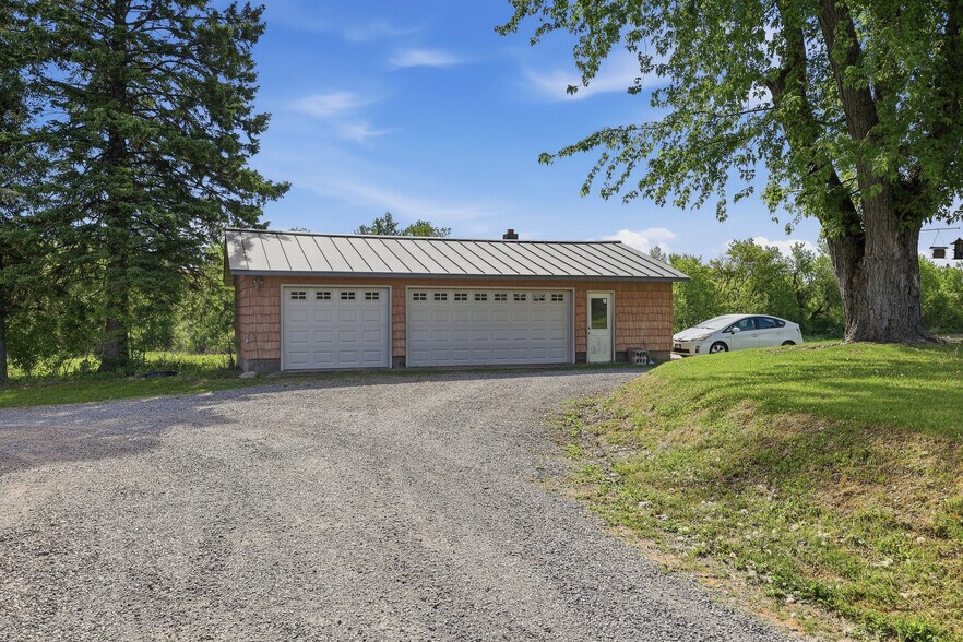 9523 River Rd, Amherst, WI à vendre - Photo de l’immeuble – Image 2 sur 22