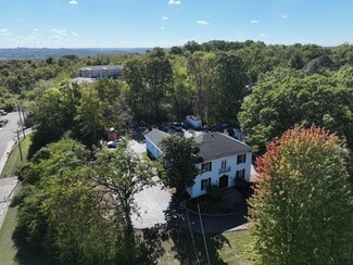 Plus de détails pour 869 W North Bend Rd, Cincinnati, OH - Bureau à vendre
