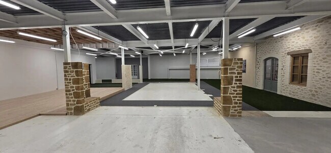 Plus de détails pour Industriel/Logistique à vendre