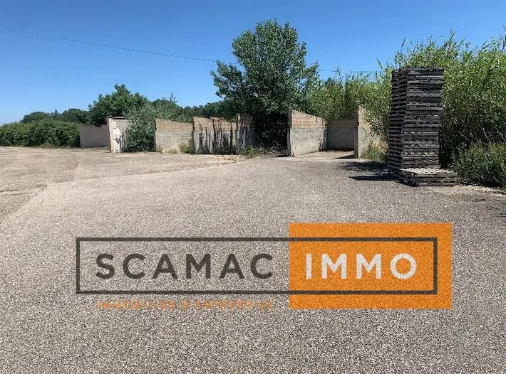 Industriel/Logistique dans Aramon à vendre - Photo de l’immeuble – Image 3 sur 6