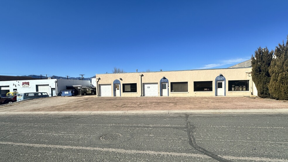 310 Tia Juana St, Colorado Springs, CO à vendre - Photo de l’immeuble – Image 2 sur 7