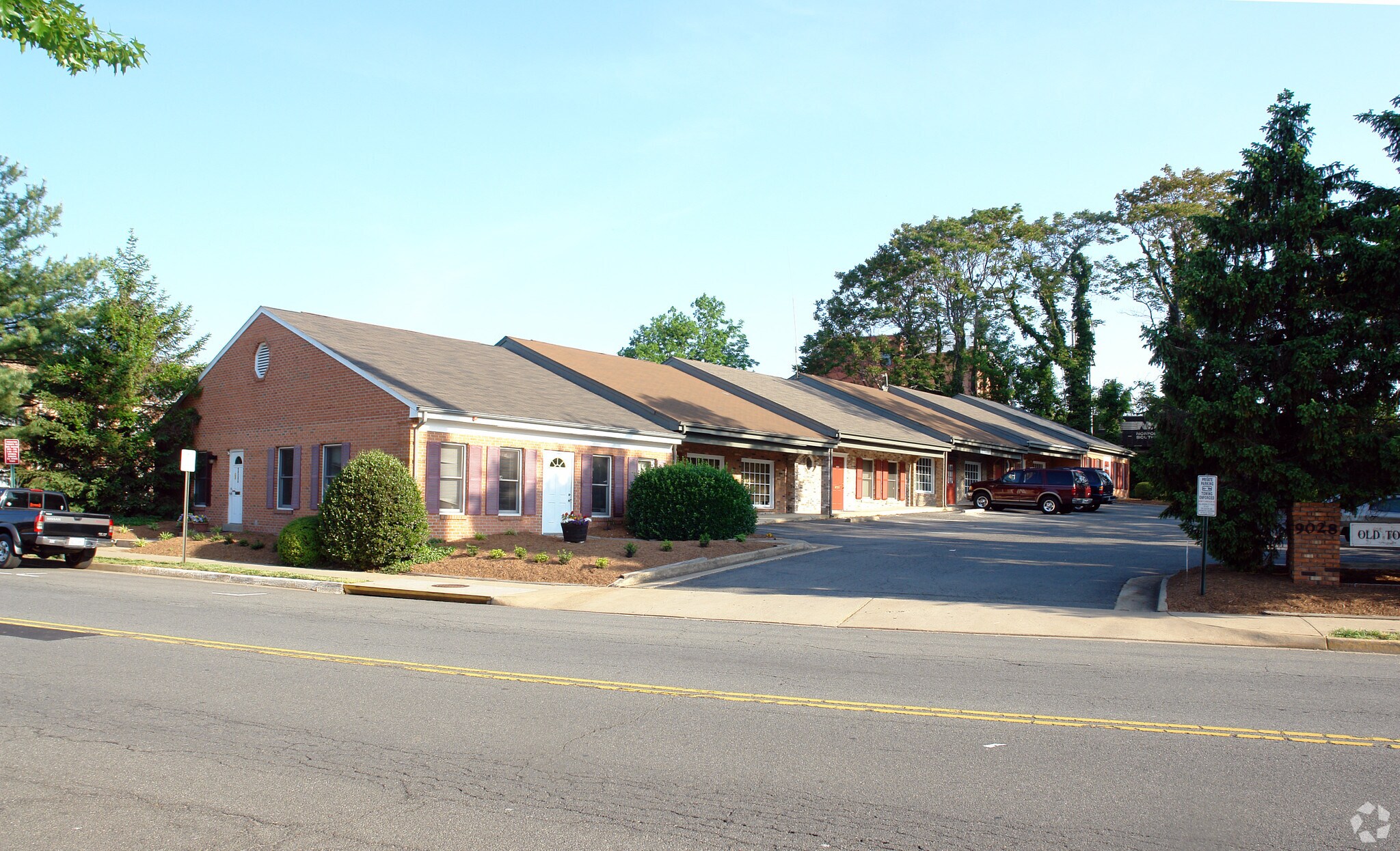 9028 Prince William St, Manassas, VA à louer Photo principale– Image 1 sur 6