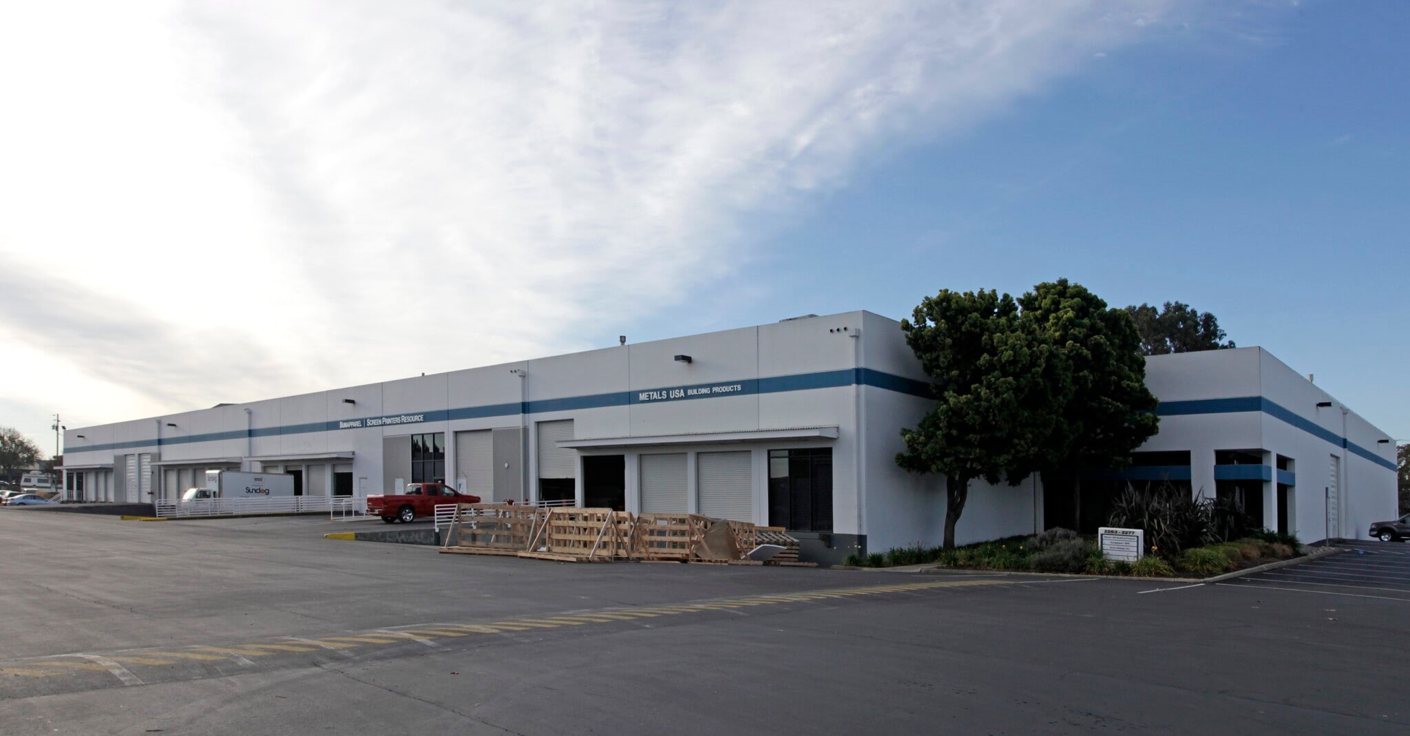 2263-2277 National Ave, Hayward, CA à louer Photo intérieure– Image 1 sur 3