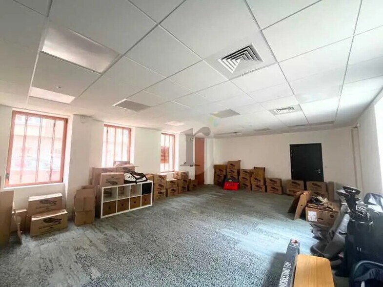 Bureau dans Lille à louer - Photo de l’immeuble – Image 1 sur 5