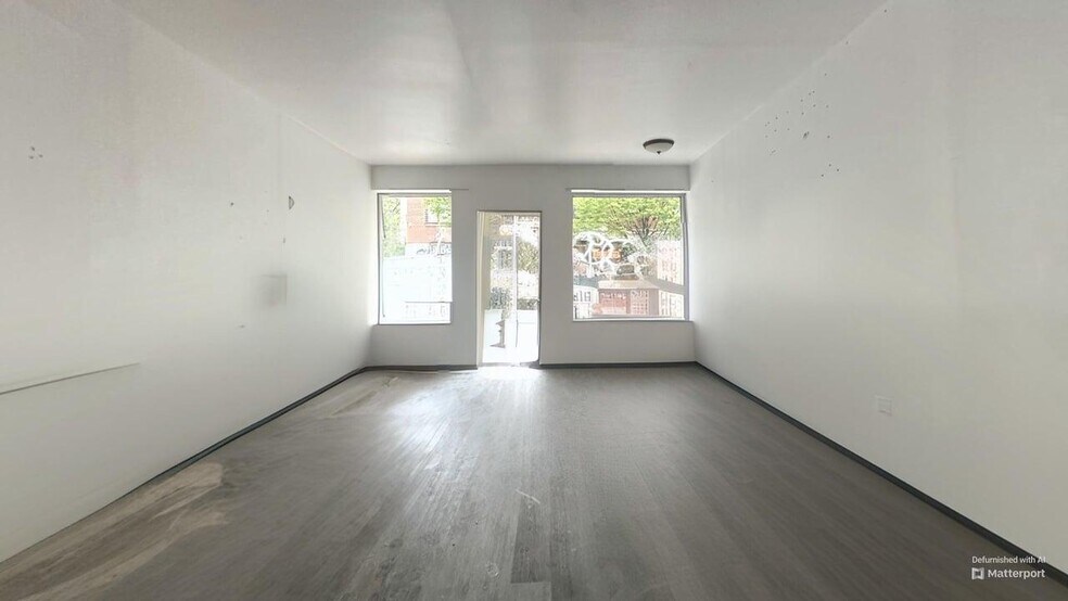 309 Bedford Ave, Brooklyn, NY à louer - Photo de l’immeuble – Image 1 sur 7