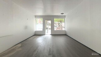 Plus de détails pour 309 Bedford Ave, Brooklyn, NY - Local commercial à louer