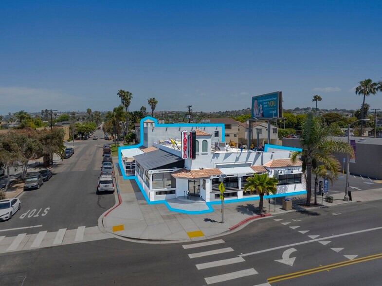 1200 Garnet Ave, San Diego, CA à vendre - Photo de l’immeuble – Image 1 sur 12