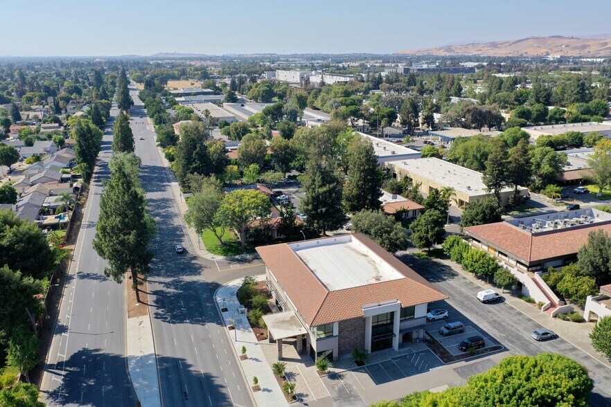 6970 Santa Teresa Blvd, San Jose, CA à vendre - Photo de l’immeuble – Image 2 sur 5