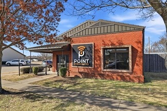 Plus de détails pour 203 N 5th St, Wills Point, TX - Bureau à vendre