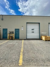 6120 2nd St SE, Calgary, AB à louer Photo intérieure– Image 1 sur 15