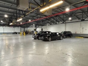 855 Housatonic Ave, Bridgeport, CT à louer Photo intérieure– Image 2 sur 6