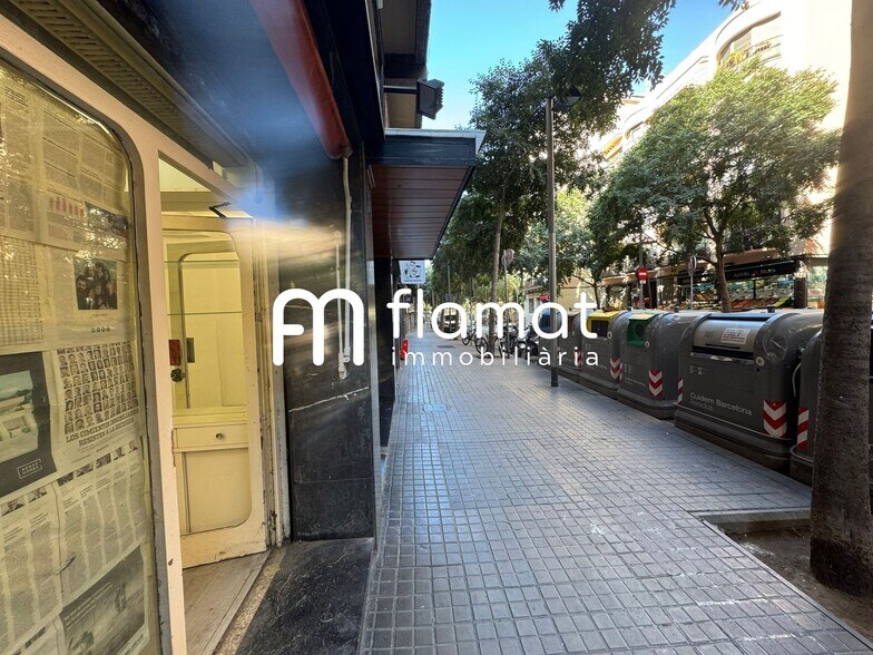 Local commercial dans Barcelone, Barcelona à louer - Photo de l’immeuble – Image 3 sur 4