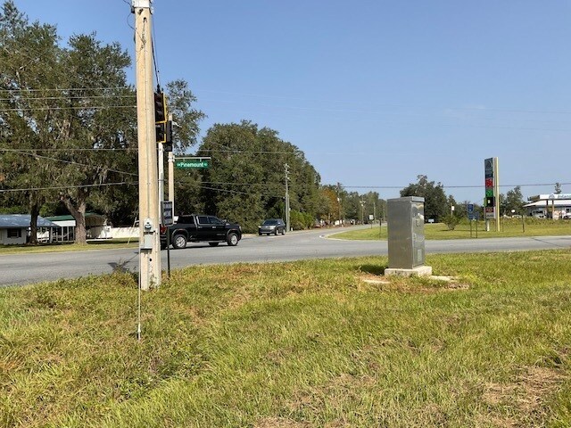 2398 Pinemount Road, Lake City, FL à vendre - Photo de l’immeuble – Image 3 sur 8
