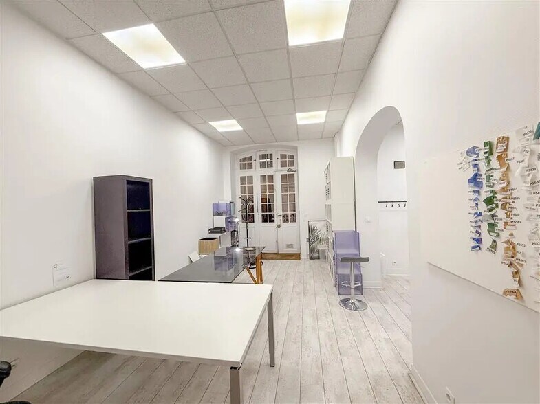 Bureau dans Paris à louer - Photo de l’immeuble – Image 3 sur 7