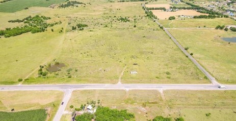 17000 Steger Ln, Manor, TX à vendre Photo de l’immeuble– Image 1 sur 2