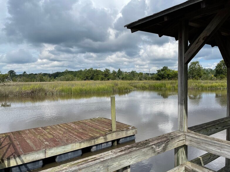 5231 Ogeechee Rd, Savannah, GA à vendre - Photo de l’immeuble – Image 2 sur 5