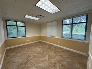1207-1251 Sarasota Center Blvd, Sarasota, FL à louer Photo intérieure– Image 2 sur 6