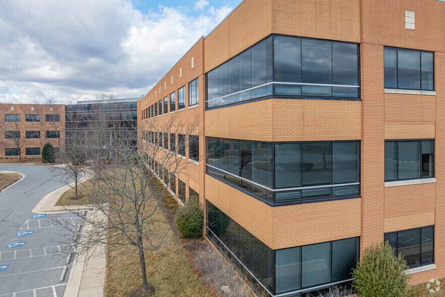 940 Ridgebrook Rd, Sparks, MD à louer - Photo de l’immeuble – Image 3 sur 7