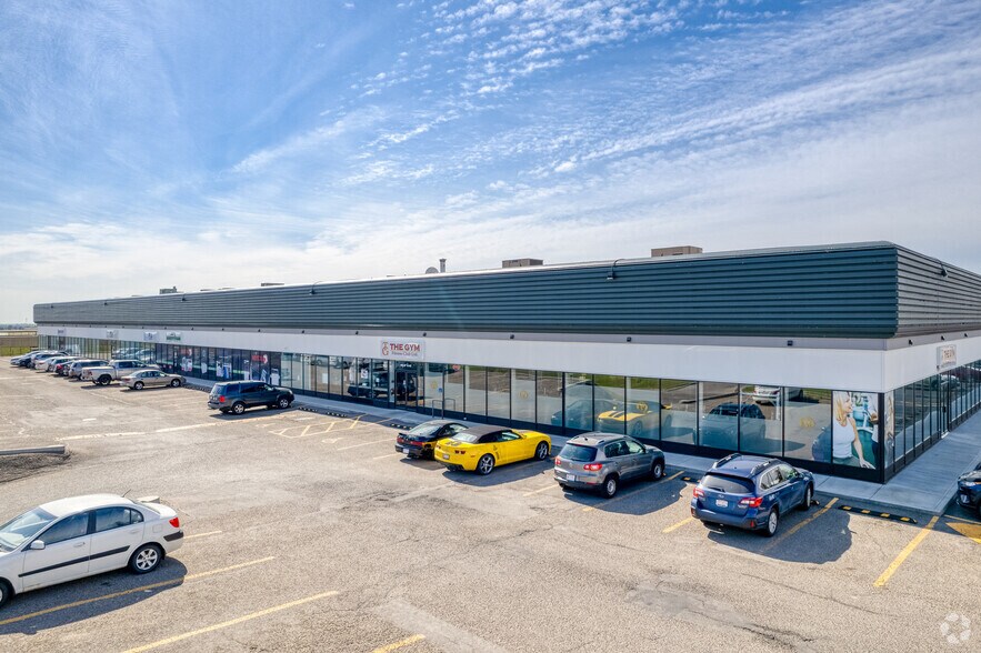 2919-2929 5th Ave NE, Calgary, AB à louer - Photo de l’immeuble – Image 2 sur 5