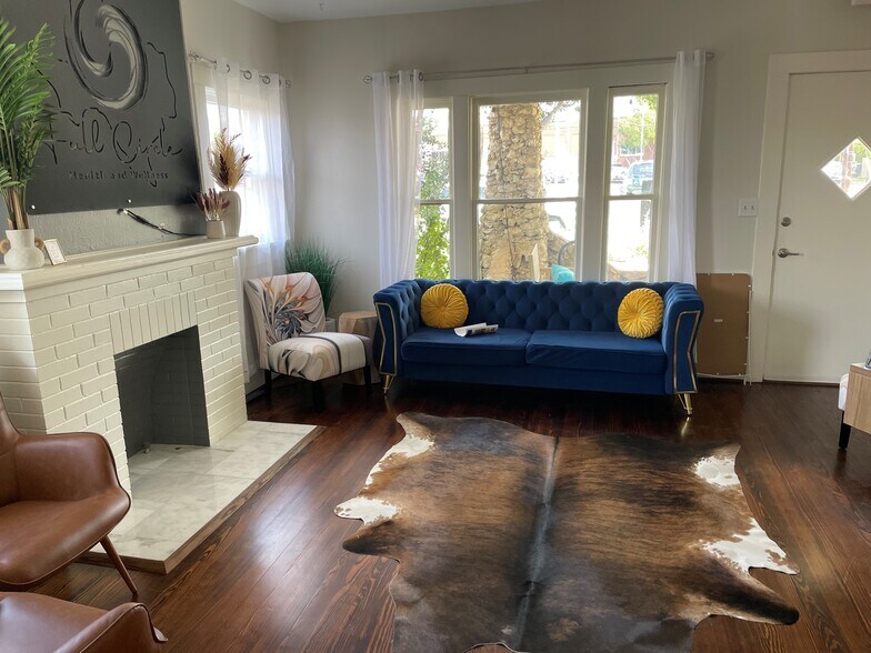 1620 Enderly Pl, Fort Worth, TX à louer - Photo de l’immeuble – Image 2 sur 9