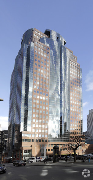 1800 Ave Mcgill Collège, Montréal, QC à louer - Photo de l’immeuble – Image 1 sur 2