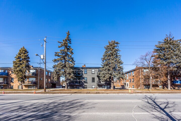 1744 Wilson Ave, Toronto, ON à vendre - Photo de l’immeuble – Image 2 sur 38