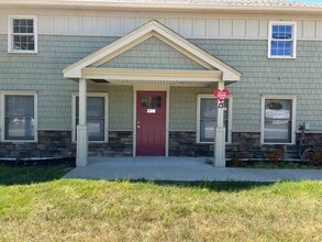 13 N Main St, East Hampton, CT à louer Photo intérieure– Image 1 sur 3