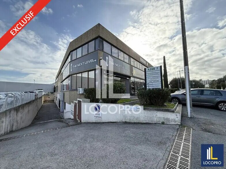 Bureau dans Villeneuve-Loubet à louer - Photo de l’immeuble – Image 1 sur 12