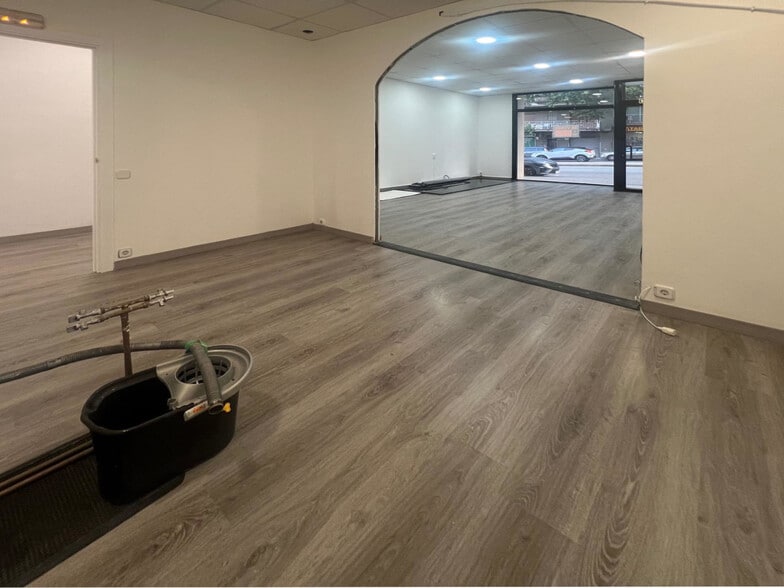 Immeuble residentiel dans Sabadell, Barcelona à vendre - Photo intérieure – Image 2 sur 4