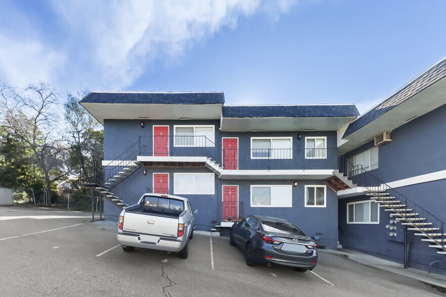 163 Pleasant Ave, Auburn, CA à vendre - Photo de l’immeuble – Image 3 sur 45