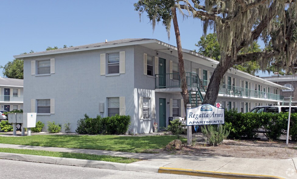 507 10th Ave W, Palmetto, FL à vendre - Photo de l’immeuble – Image 3 sur 33