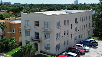 1760 SW 13th St, Miami FL - Immobilier d'entreprise